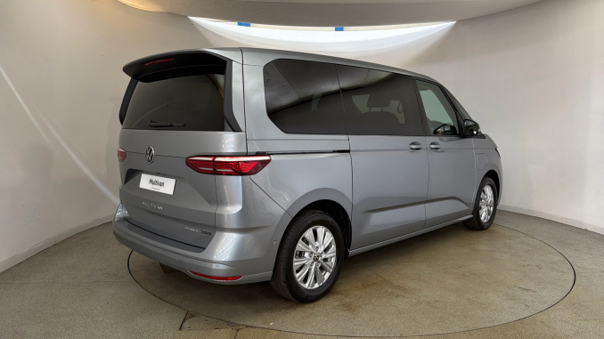 Volkswagen Multivan 1.5 TSI eHybrid Life 5dr 4MOTION DSG Estate - Image 11